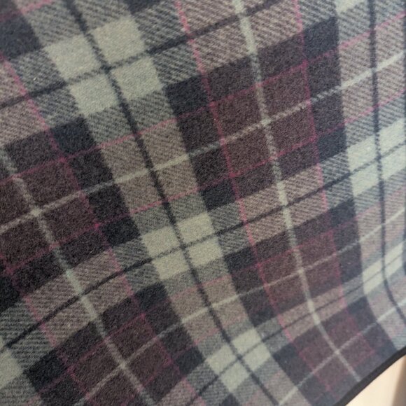 O/S Vintage Cape - James Pringle Weavers of Inverness, 100% wool and reversible - Picture 2 of 5